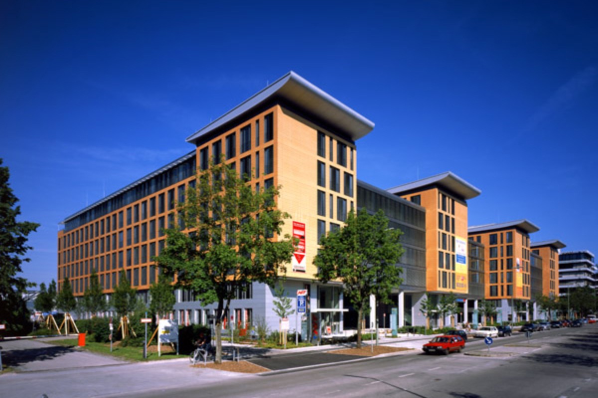 Bürogebäude West 4